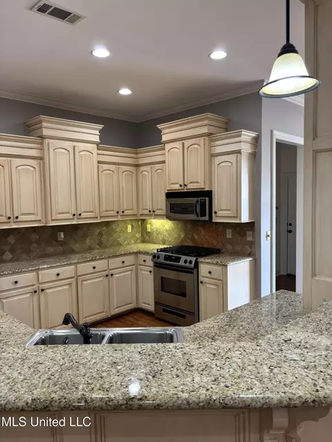 Kitchen - 406 Providence Dr, Brandon, MS 39042 photo 1 of 2