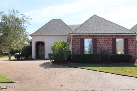 Exterior - 406 Providence Dr, Brandon, MS 39042 photo 4 of 6