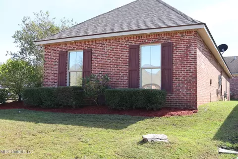 Exterior - 406 Providence Dr, Brandon, MS 39042 photo 3 of 6