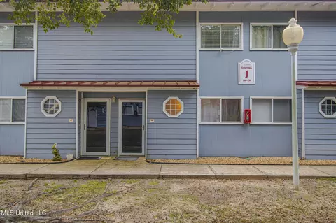 1664 Beach Blvd #J 146, Biloxi, MS 39531