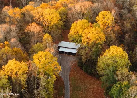 2732 Myrleville Rd, Yazoo City, MS 39194