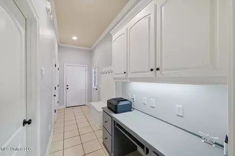 Entry Way - 204 Provonce Park, Brandon, MS 39042 photo 1 of 1