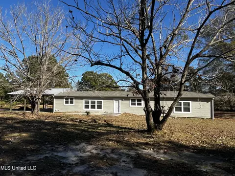 2221 Brushy Creek Rd, Lucedale, MS 39452