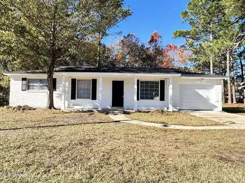 2307 Ladnier Rd, Gautier, MS 39553