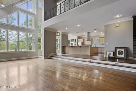 Living - 151 Chapel Hill Rd, Flora, MS 39071 photo 2 of 7