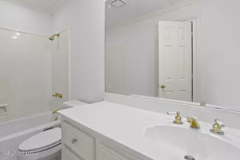 Bath - 151 Chapel Hill Rd, Flora, MS 39071 photo 11 of 11