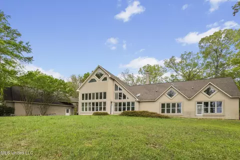 Exterior - 151 Chapel Hill Rd, Flora, MS 39071 photo 4 of 5