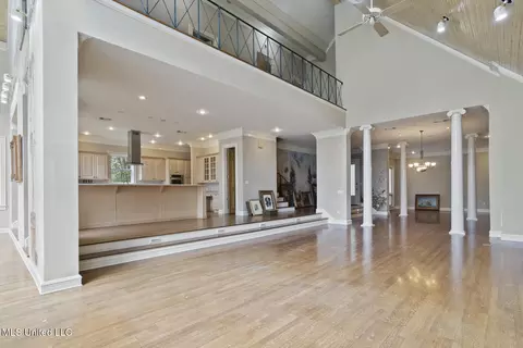 Living - 151 Chapel Hill Rd, Flora, MS 39071 photo 4 of 7