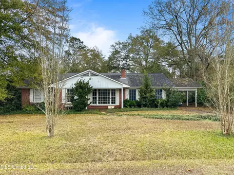 2516 Mississippi Ave, Prentiss, MS 39474