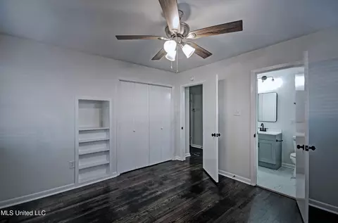 Bedroom - 667 Reddoch Dr, Jackson, MS 39211 photo 6 of 6