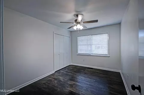 Bedroom - 667 Reddoch Dr, Jackson, MS 39211 photo 4 of 6