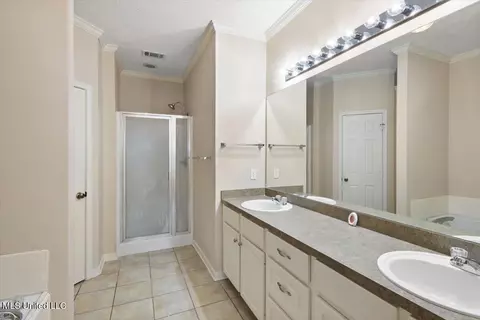 Bath - 36 S Crossings, Jackson, MS 39206 photo 1 of 3