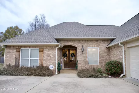 Exterior - 628 Boxwood Pl, Madison, MS 39110 photo 2 of 4