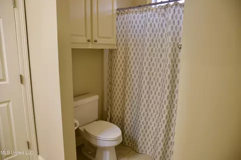 Bath - 628 Boxwood Pl, Madison, MS 39110 photo 5 of 5