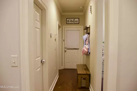 Entry Way - 628 Boxwood Pl, Madison, MS 39110 photo 4 of 5