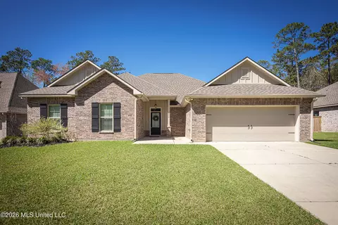 6995 Osprey Dr, Ocean Springs, MS 39564
