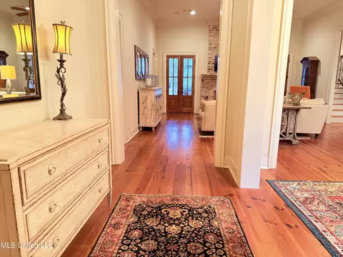 Entry Way - 125 Vinca Dr, Madison, MS 39110 photo 3 of 5
