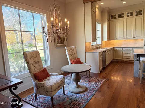 Kitchen - 125 Vinca Dr, Madison, MS 39110 photo 2 of 6