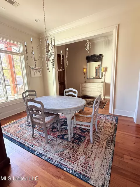 Dining - 125 Vinca Dr, Madison, MS 39110 photo 4 of 4