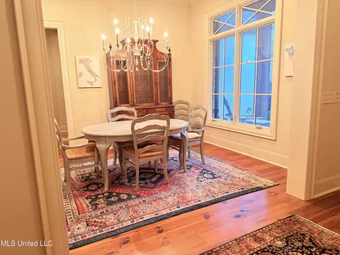 Dining - 125 Vinca Dr, Madison, MS 39110 photo 3 of 4