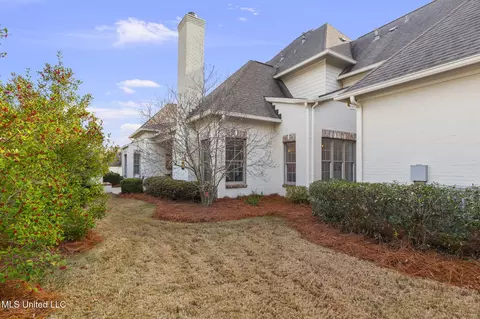 Exterior - 106 Edgewood Dr, Madison, MS 39110 photo 10 of 17