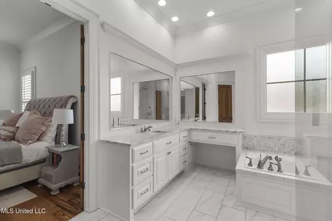 Bath - 106 Edgewood Dr, Madison, MS 39110 photo 4 of 13