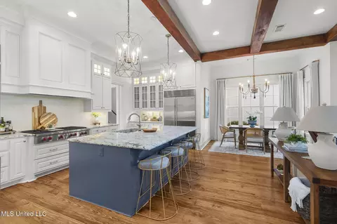 Kitchen - 106 Edgewood Dr, Madison, MS 39110 photo 1 of 9