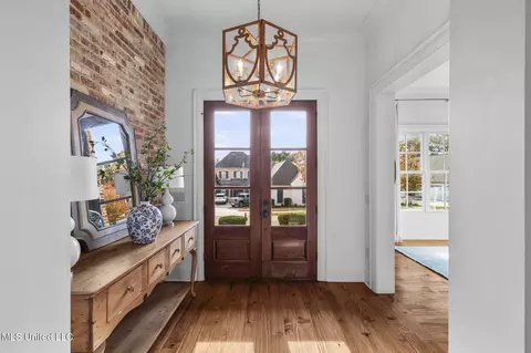Entry Way - 106 Edgewood Dr, Madison, MS 39110 photo 1 of 9