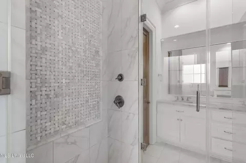Bath - 106 Edgewood Dr, Madison, MS 39110 photo 6 of 13