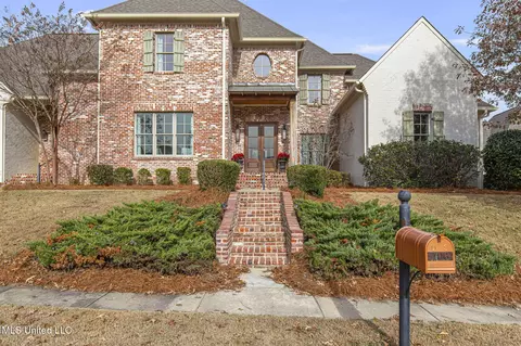 106 Edgewood Dr, Madison, MS 39110