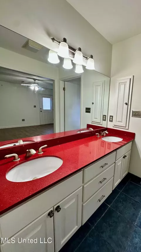 5018 Riverwood Cir, Jackson, MS 39211 photo 27
