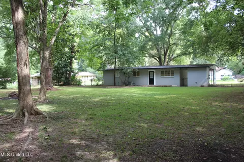 111 Chatham Cir, Jackson, MS 39206 photo 20