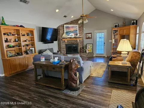 1738 Walton Ave, Wiggins, MS 39577 photo 6