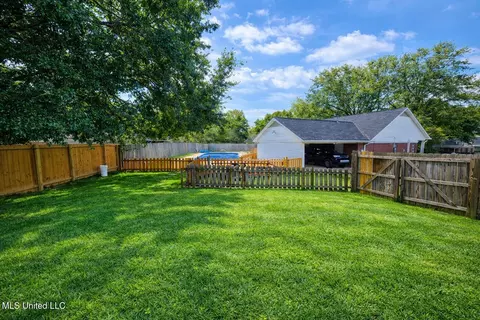 Exterior - 717 Wildberry Pointe, Madison, MS 39110 photo 4 of 4