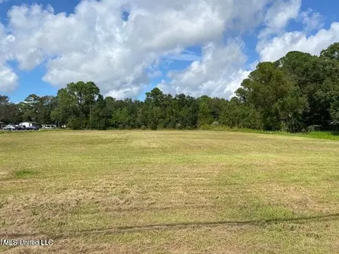 Nsn Ingalls Avenue, Pascagoula, MS 39581
