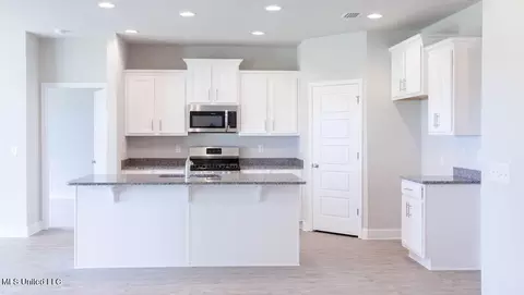 Kitchen - 17401 Willow Cv, Saucier, MS 39574 photo 1 of 2
