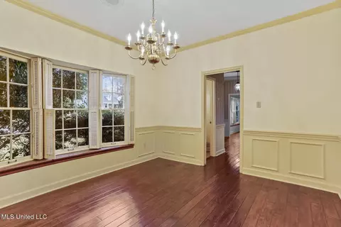 Dining - 2060 Sheffield Dr, Jackson, MS 39211 photo 1 of 1