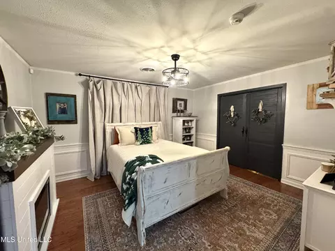 Bedroom - 246 2nd St, Flora, MS 39071 photo 2 of 2