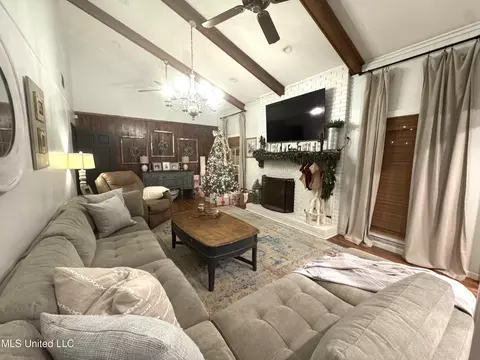 Living - 246 2nd St, Flora, MS 39071 photo 1 of 2