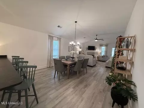 Dining - 4297 Olivia Cir, Olive Branch, MS 38654 photo 2 of 2