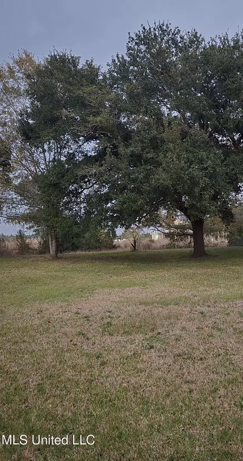 N Shore Drive, Bay Saint Louis, MS 39520