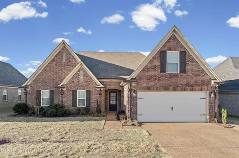 3497 Woodcutter Dr, Southaven, MS 38672