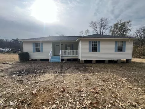 1645 Darden Rd, Jackson, MS 39213