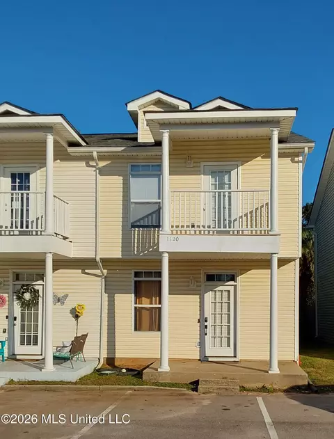 1120 A Century Oaks Dr, Gulfport, MS 39507