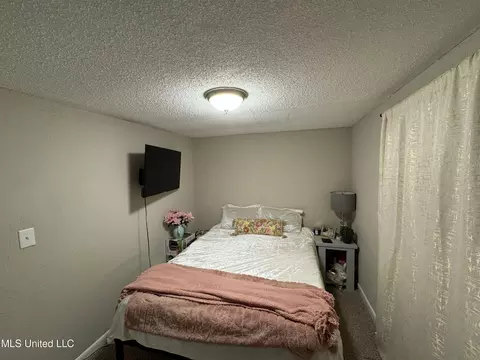 Bedroom - 1043 Cotton St, Wesson, MS 39191 photo 5 of 5