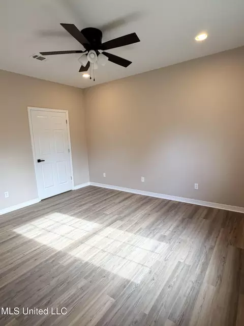 Bedroom - 2860 Highway 184, Bude, MS 39630 photo 3 of 5