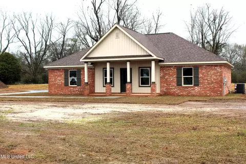 3248 Stonecypher Rd, Lucedale, MS 39452