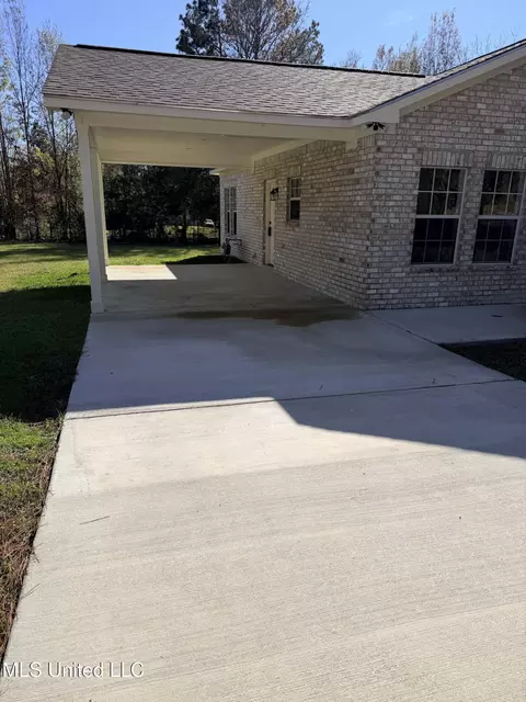 Exterior - 2856 E Mississippi 184, Bude, MS 39630 photo 1 of 2