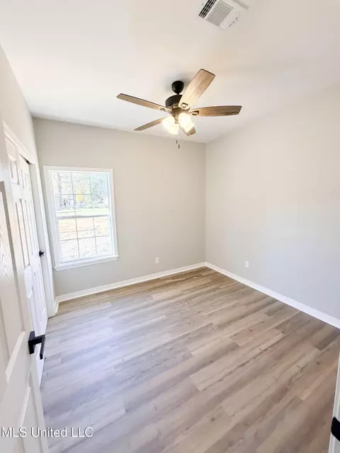 Bedroom - 2856 E Mississippi 184, Bude, MS 39630 photo 1 of 5