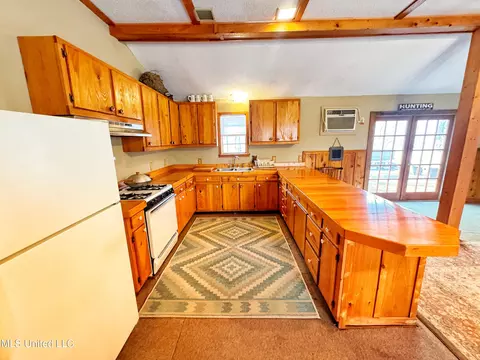 Kitchen - 77 Old Levee Rd, Alligator, MS 38720 photo 1 of 1